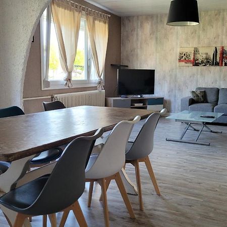 Maison Familiale A Haybes ภายนอก รูปภาพ